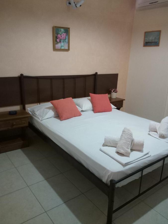 Agnes Rooms Kini Zewnętrze zdjęcie